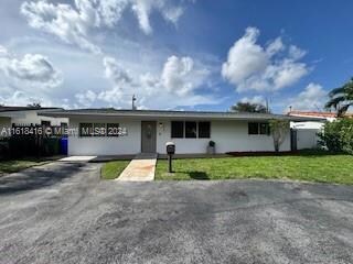 7661 NW 14th St, Pembroke Pines, FL 33024