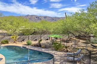 3600 N Hash Knife Cir, Tucson, AZ 85749
