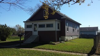 209 W James St, Dwight, IL 60420