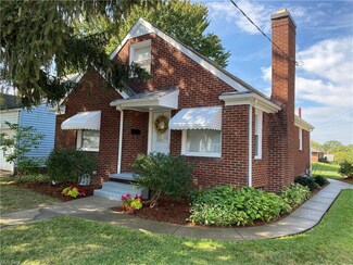 2027 Gibbs Ave NE, Canton, OH 44714