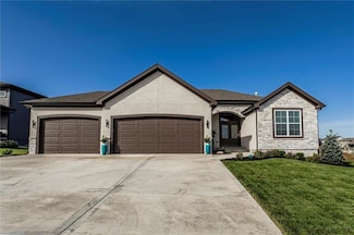 15475 W 172nd Ct, Olathe, KS 66062