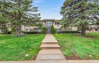 1110 N Wheeling Rd Unit 2C, Mount Prospect, IL 60056