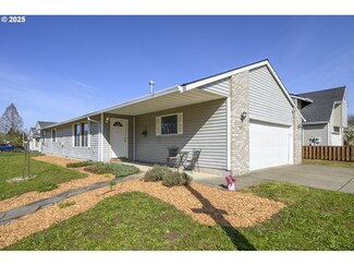 701 N Lincoln St, Lafayette, OR 97127