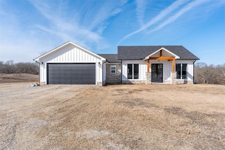 114065 N3710 Rd, Okemah, OK 74859