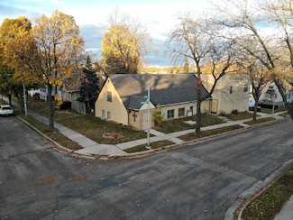 6228 W Washington St, West Allis, WI 53214