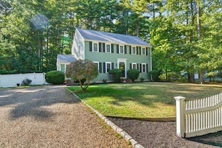 4 Rebecca Dr, Marion, MA 02738