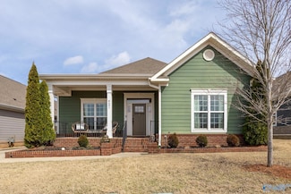 6451 Midtowne Ln NW, Huntsville, AL 35806