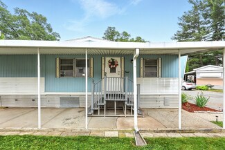 404 Southwick Rd Unit 32, Westfield, MA 01085