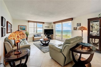 1401 S Ocean Dr Unit PH 3, Hollywood, FL 33019