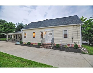 67 Plain St, Taunton, MA 02780