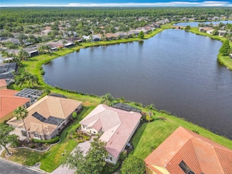 644 Shorehaven Dr, Kissimmee, FL 34759