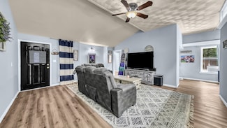1950 Crestridge St, Stephenville, TX 76401
