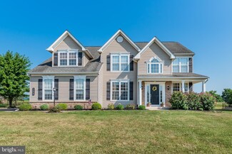 2625 Victorian Dr, Dover, PA 17315