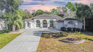 124 Corkwood Blvd, Homosassa, FL 34446