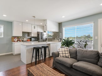 3110 Red River St Unit C403, Austin, TX 78705