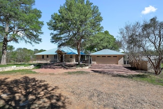 235 Mesquite Dr, Cedar Creek, TX 78612