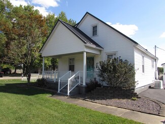 500 W Adams Ave, Chandler, IN 47610