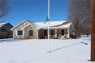 1003 W Joe St, Stroud, OK 74079
