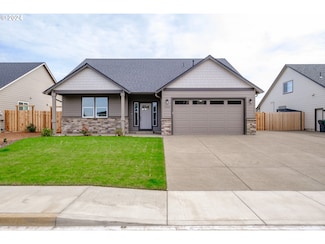 338 NE Cedar St, Sublimity, OR 97385