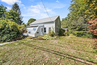 32 West St, Paxton, MA 01612