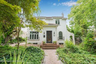 42 Brentwood Ave, Staten Island, NY 10301