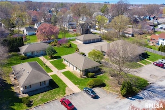 420 S Campbell St, Macomb, IL 61455