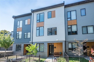 5547 Berlin Way, Pittsburgh, PA 15201