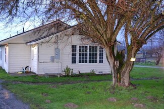 4354 Redwood Ave, Grants Pass, OR 97527