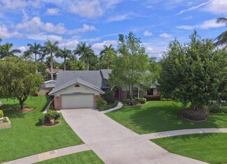 1540 Farmington Ct, Wellington, FL 33414