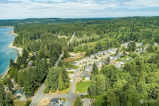 1774 Twin Oaks Ln, Freeland, WA 98249