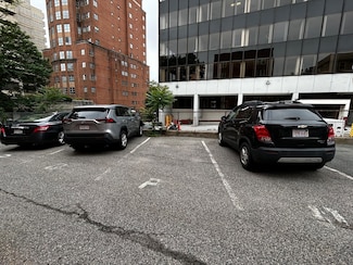 18 Centre St, Cambridge, MA 02139