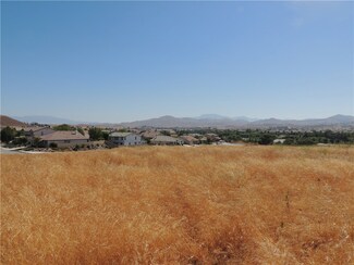 31600 Monaco Ct, Winchester, CA 92596