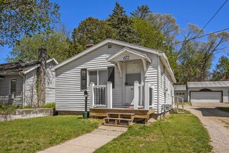 672 N Jefferson St, Ionia, MI 48846