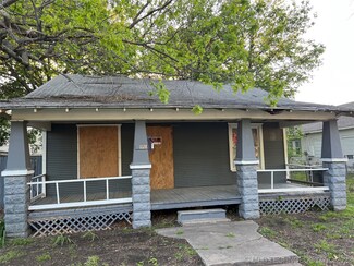 1126 S Quaker Ave, Tulsa, OK 74120