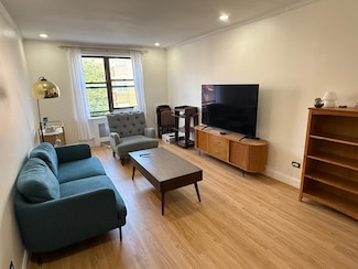 34-20 78th St Unit 5C, Jackson Heights, NY 11372