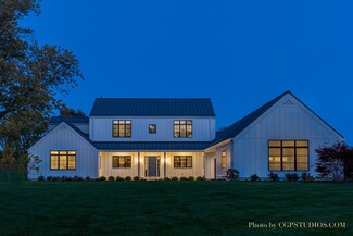 669 Happ Rd, Northfield, IL 60093