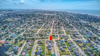 5708 Avenue Q, Galveston, TX 77551