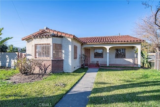 709 E 9th St, Pomona, CA 91766
