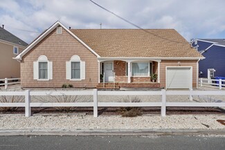 314 Barkentine Ln, Mantoloking, NJ 08738