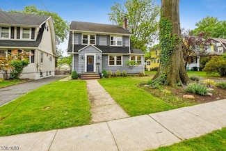 8 Highland Ave, Maplewood, NJ 07040