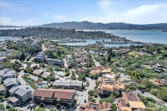 60 Marinero Cir, Belvedere Tiburon, CA 94920