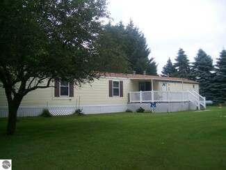 8760 Adams Rd, Elwell, MI 48832