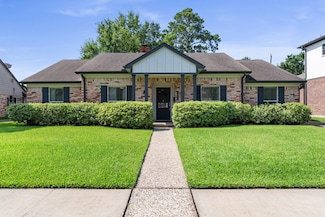 1011 Martin St, Houston, TX 77018