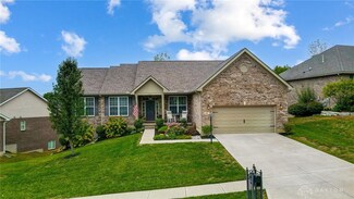45 English Oak Ln, Springboro, OH 45066