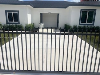 11870 SW 220th St, Miami, FL 33170