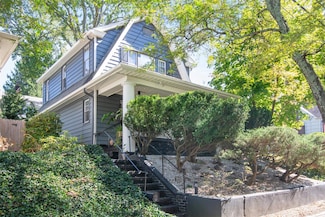 17 Grandview Ave, Dobbs Ferry, NY 10522