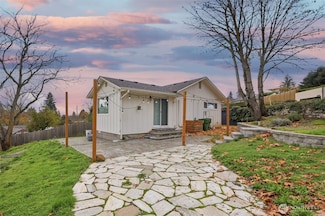 2917 E 14th Ct, Vancouver, WA 98661