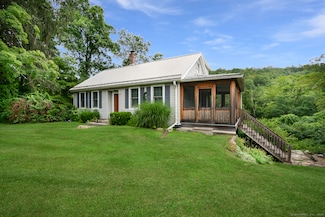 2 Valley Rd, New Preston Marble Dale, CT 06777