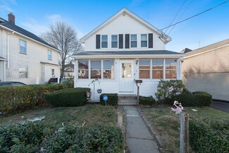 9 Johnson Rd, North Weymouth, MA 02191