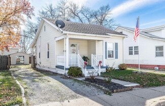 1002 Allens Ln, Evansville, IN 47710